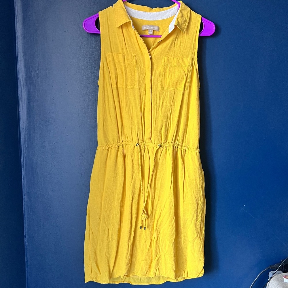 Banana Republic Yellow Knee Length Sleeveless shirt Dress Cinch Waist Size 6
